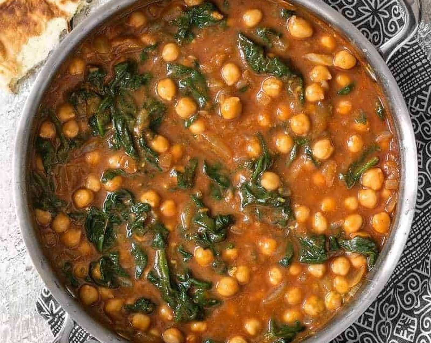 Curried Chickpeas With Spinach