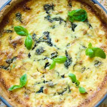Deep-Dish Spinach Pancetta Quiche Recipe | SideChef