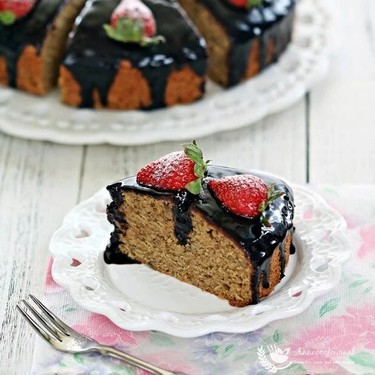 Banana Cake With Chocolate Icing Recipe | SideChef
