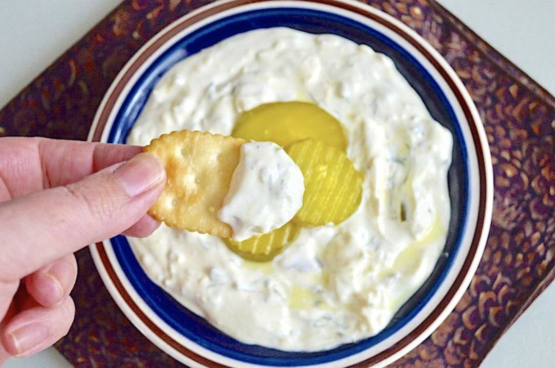 Dillicious Dip: Your Easy Pickle Recipe