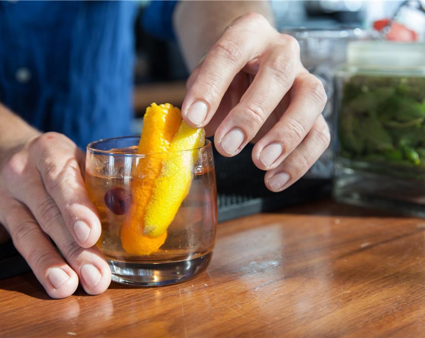 step 1 In a mixing glass, pour Knob Creek Bourbon (2 fl oz), Simple Syrup (0.5 fl oz), and Angostura Bitters (4 dashes).