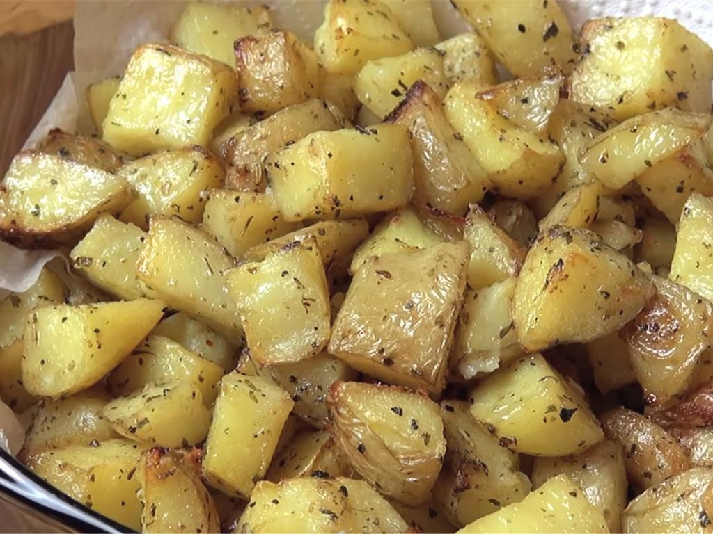 Roast Potato Seasoning - The Dinner Bite