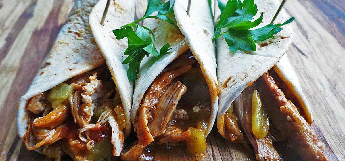 Braised Chicken Enchilada Tacos Recipe | SideChef