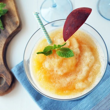 Frozen Summer Peach Frosé Recipe | SideChef