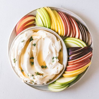 Honey Whipped Goat Cheese with Apple Slices Recipe | SideChef