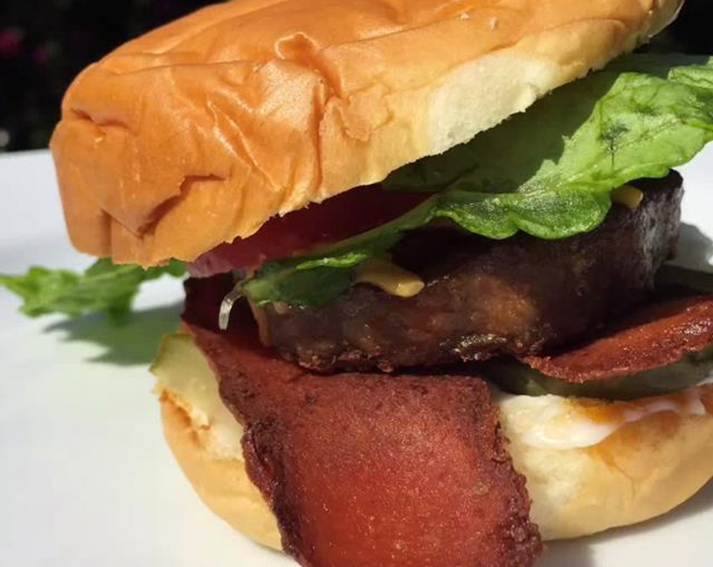 Vegan Bacon Cheeseburger