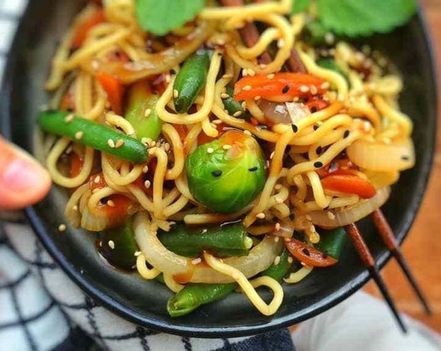 Stir Fried Chinese Egg Noodles with Oyster Sauce