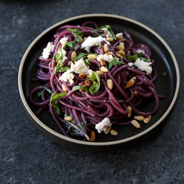 Red Wine Spaghetti with Ghee, Pine Nuts and Basil Recipe | SideChef