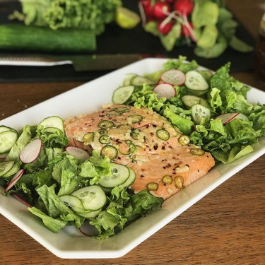Jalapeño Lime Salmon with Simple Salad Recipe | SideChef