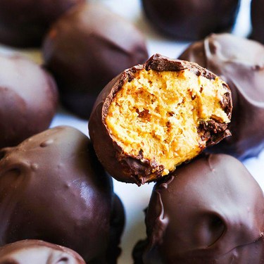 Pumpkin Pie Truffles Recipe | SideChef