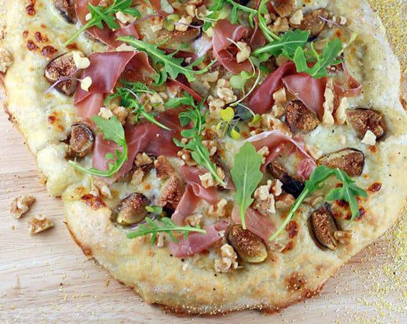 Fig and Prosciutto Pizza with Balsamic Glaze