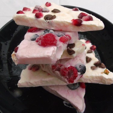 Frozen Yogurt Bark Recipe | SideChef