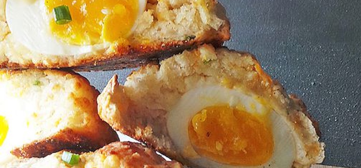 Surprise Cheddar Biscuits Recipe | SideChef