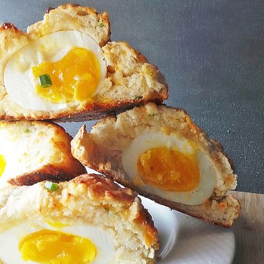 Surprise Cheddar Biscuits Recipe | SideChef