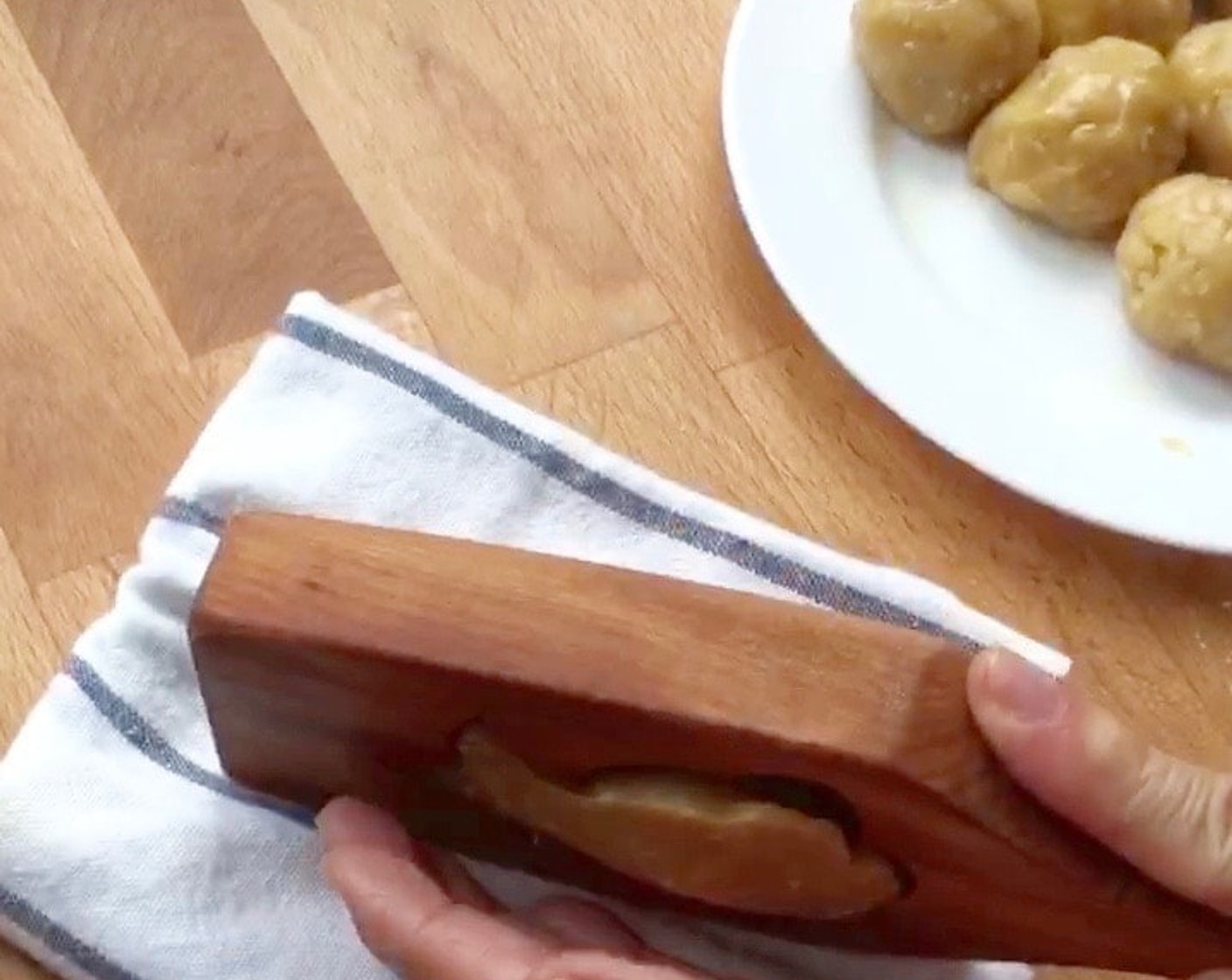 step 15 Tap gently on a thick kitchen towel to dislodge the dough from the mold.