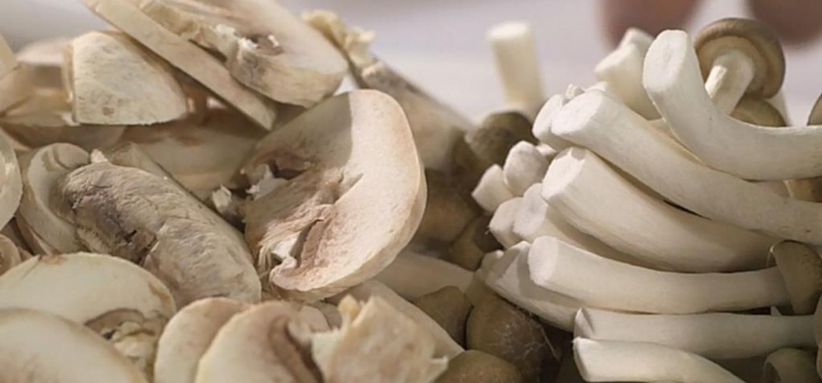 Baked Mushrooms with Cheese Recipe | SideChef