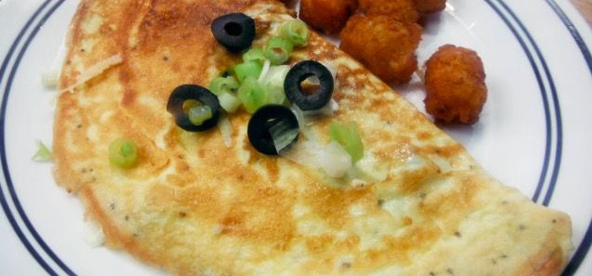 Mozzarella and Olives Omelet Recipe | SideChef
