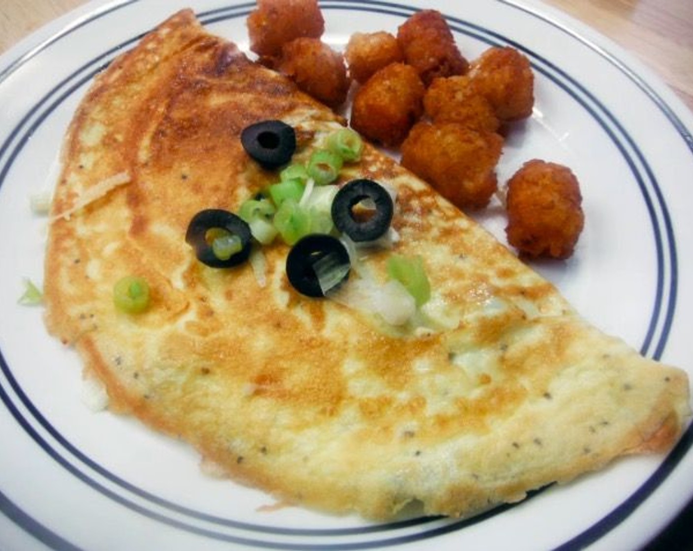 Mozzarella and Olives Omelet