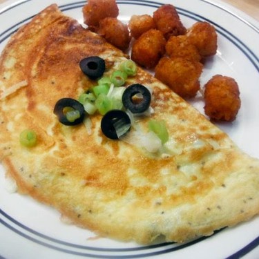 Mozzarella and Olives Omelet Recipe | SideChef