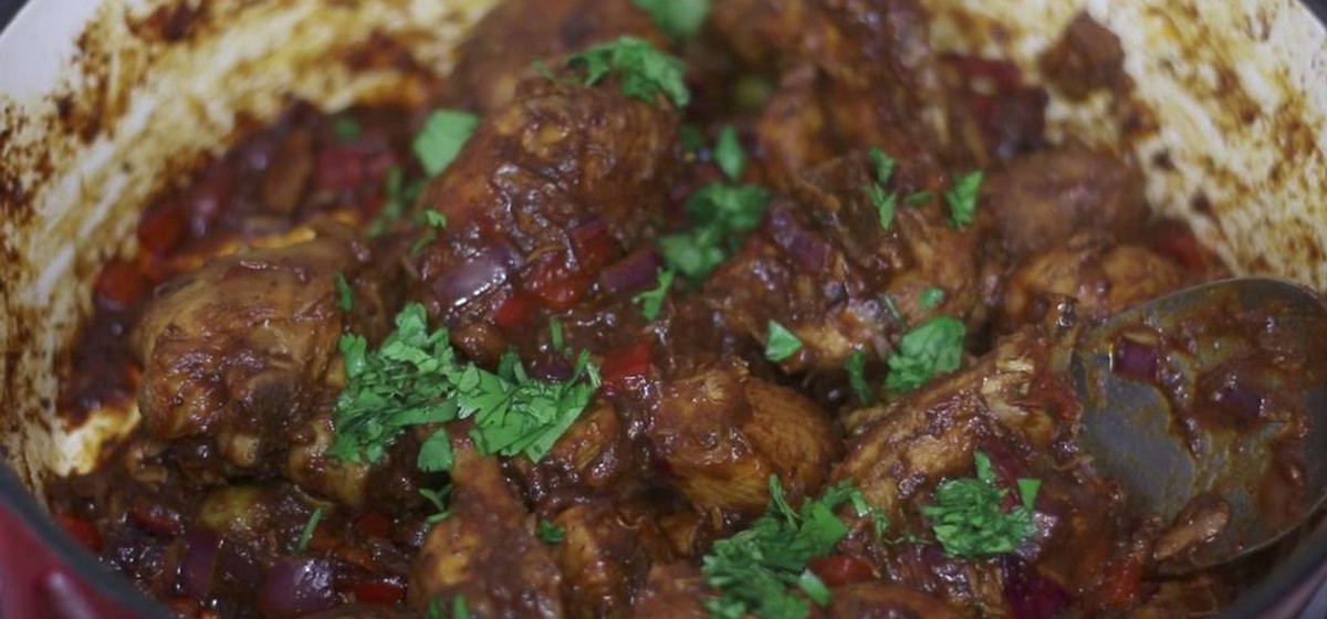 Dominican Stewed Chicken Recipe | SideChef