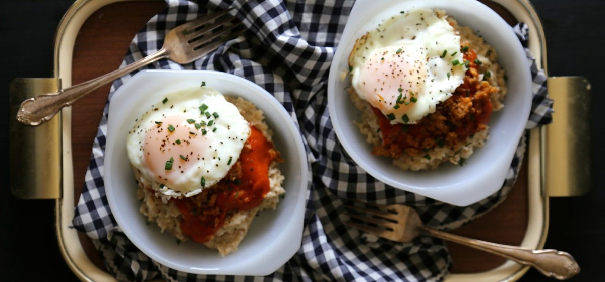 Red Eye Gravy Oatmeal with Fried Egg &amp; Chorizo Recipe | SideChef