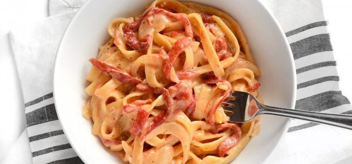 One Pot Roasted Red Pepper Pasta Recipe | SideChef