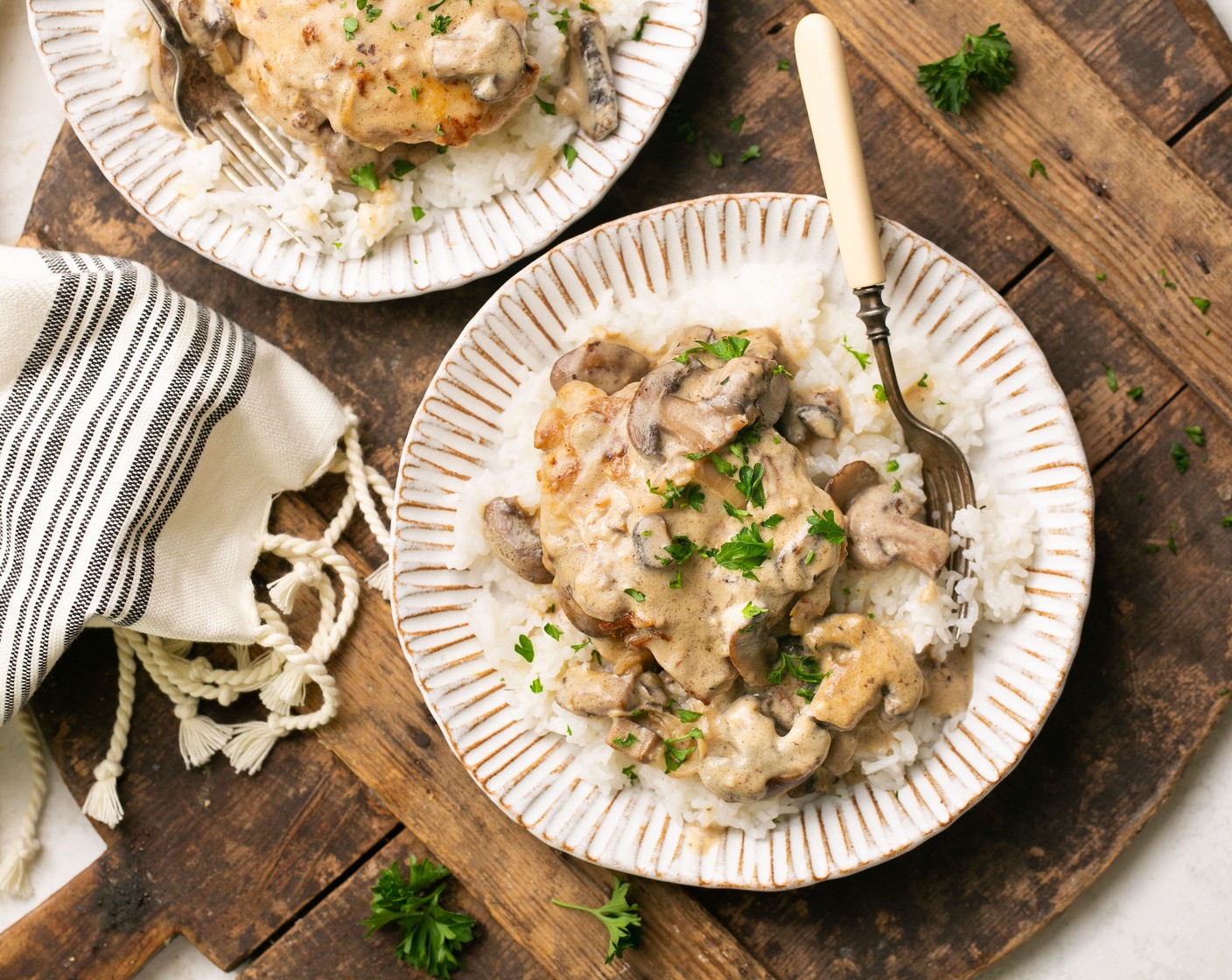 Creamy Chicken and Mushrooms Skillet