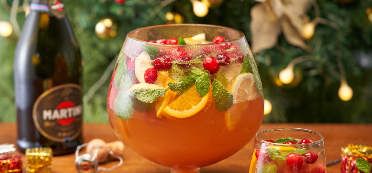 Champagne Holiday Punch Recipe | SideChef