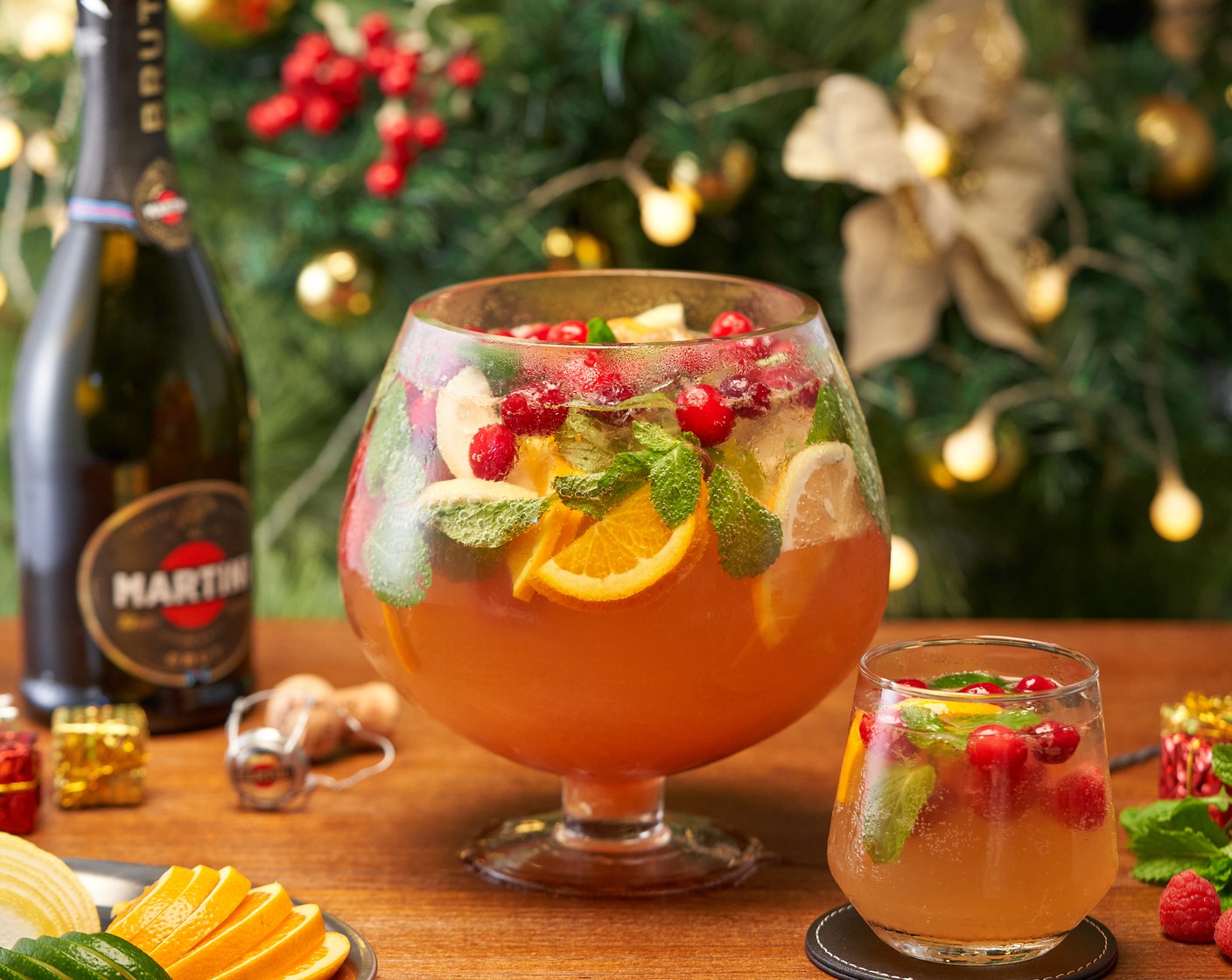 Champagne Holiday Punch Recipe | SideChef
