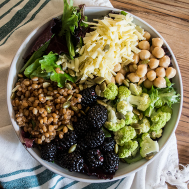 Green Cauliflower and Wheat Berry Salad Recipe | SideChef
