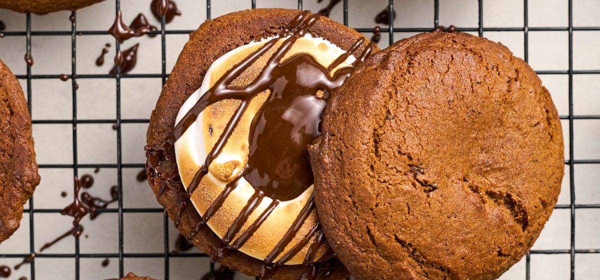 Gingerbread S'mores Cookies Recipe | SideChef