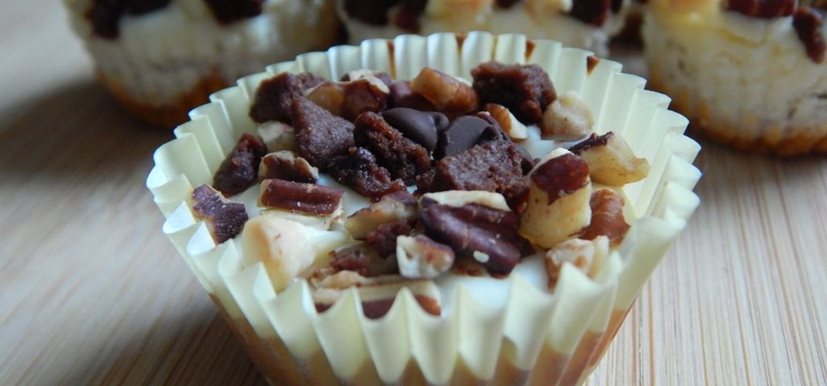 Brownie Cheesecake Bites Recipe | SideChef