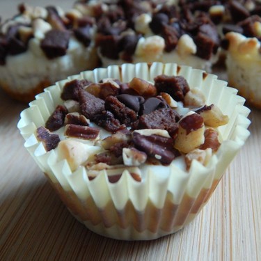 Brownie Cheesecake Bites Recipe | SideChef