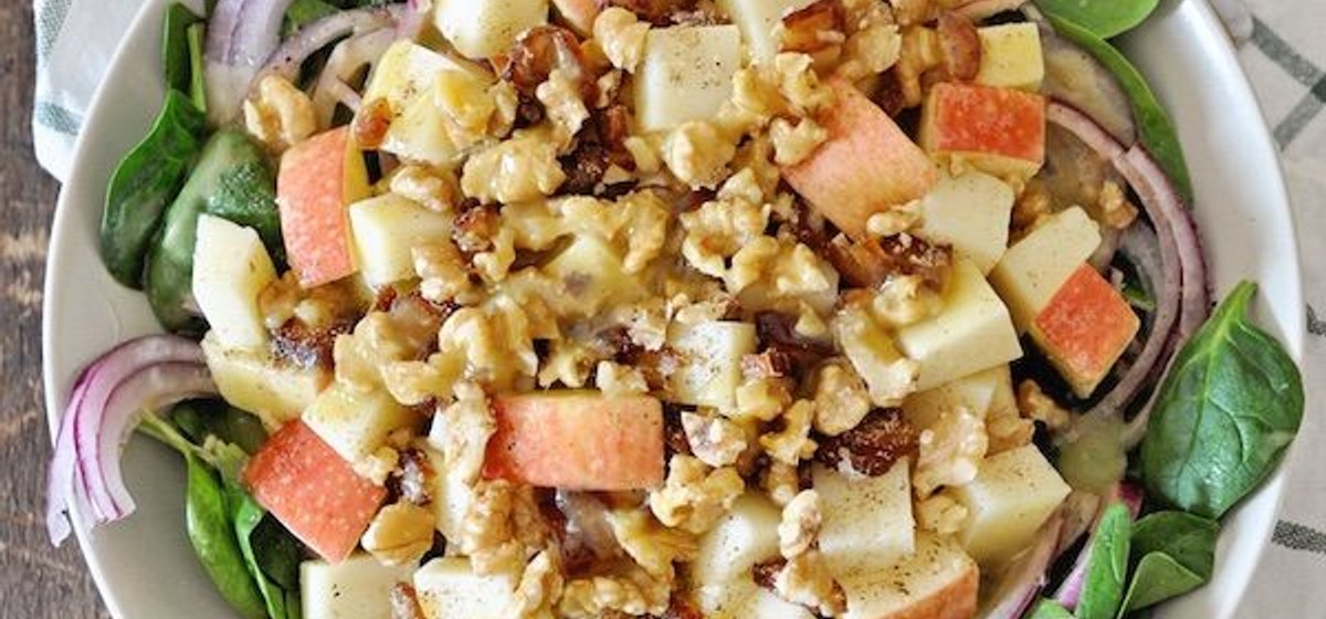 Winter Spinach Salad with Apples and Manchego Cheese Recipe | SideChef
