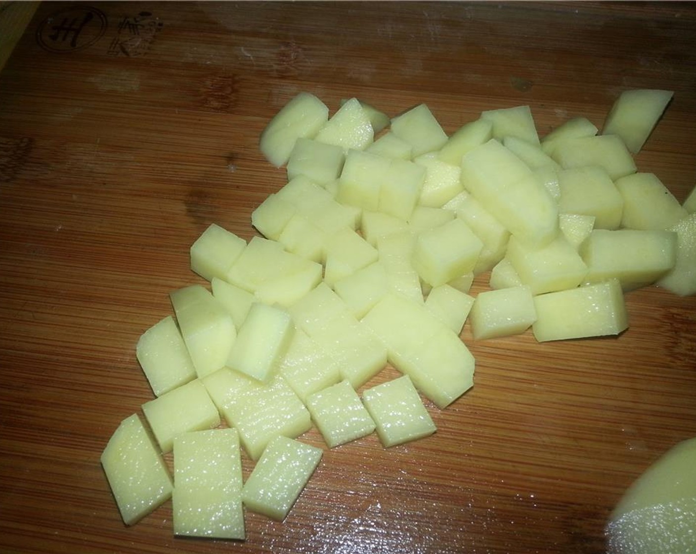 step 6 Peel and cube the Potatoes (1.5 lb). Place the cubes in a bowl with cold water, so they do not oxidize.