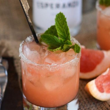 Ruby Grapefruit Margarita Recipe | SideChef