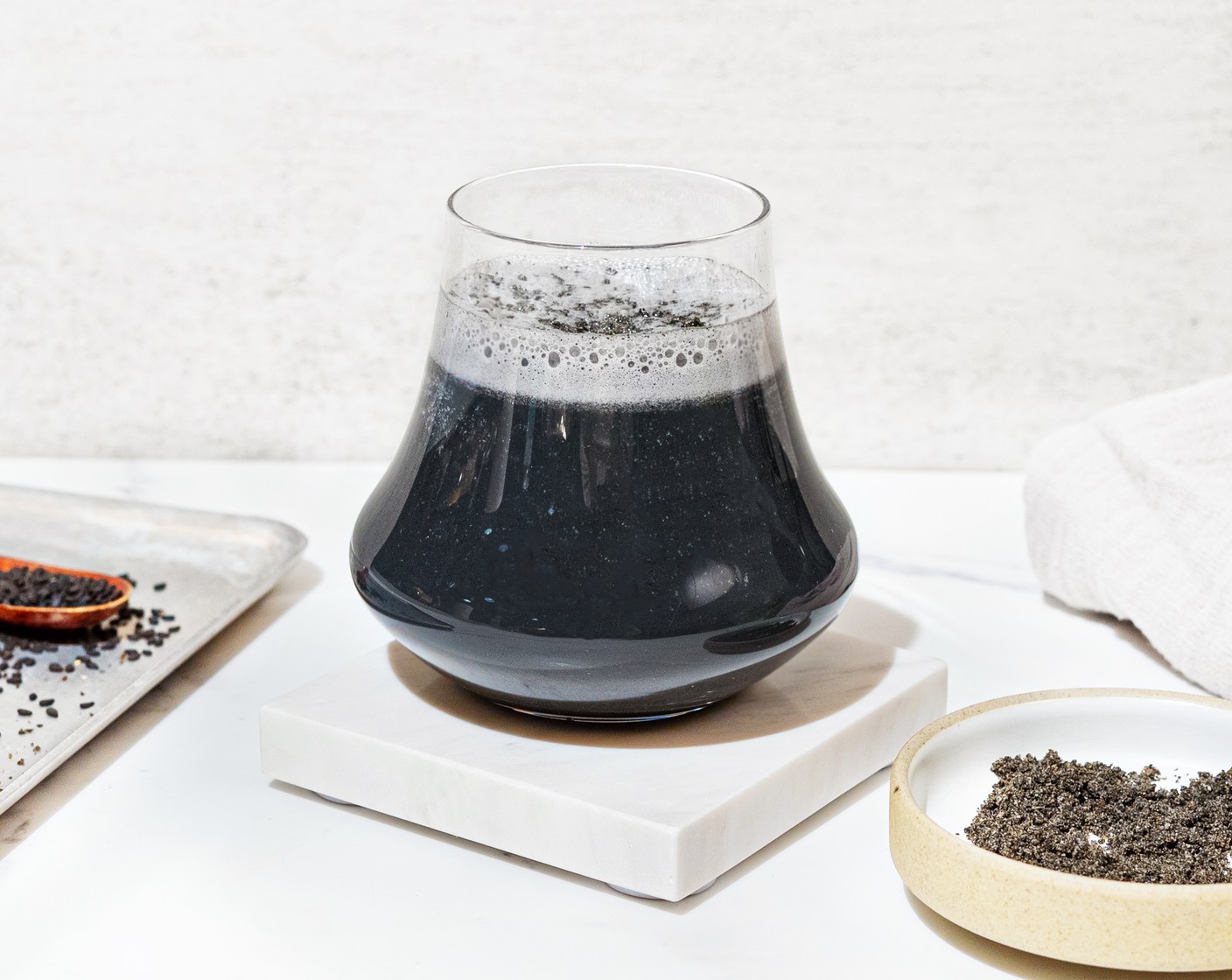 Caffeine-Free Charcoal Latte with Black Sesame