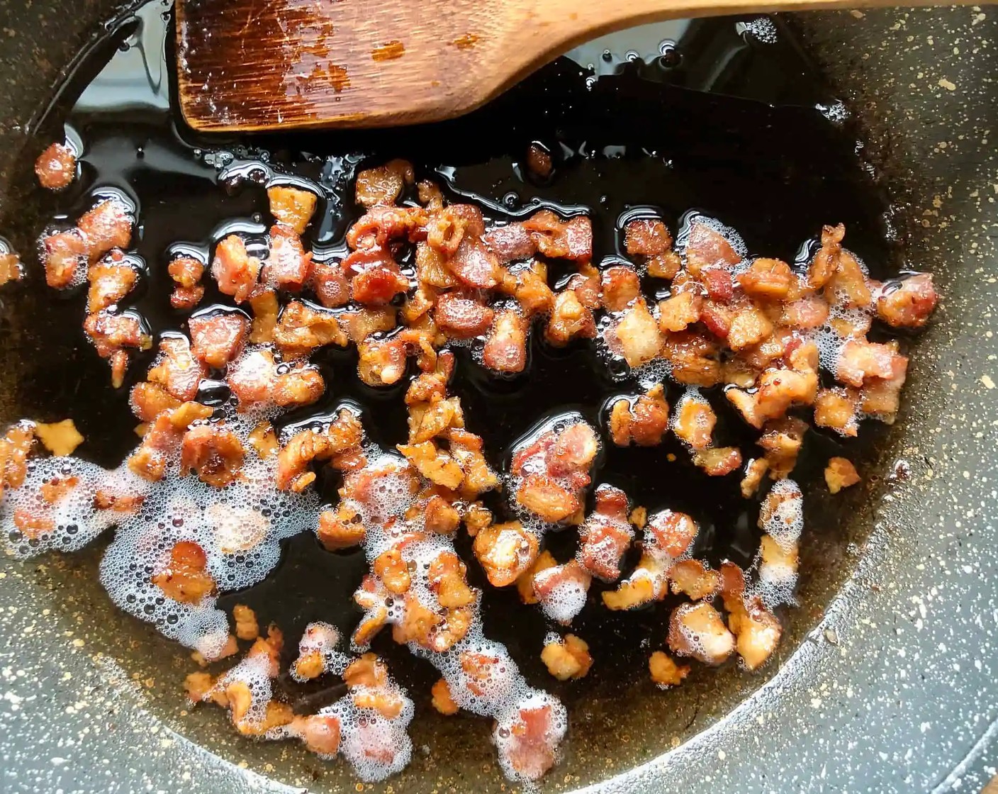 step 1 Cook Bacon (4 slices) in a large skillet over medium-high until crisp. Remove bacon from pan, reserving 1 tsp drippings in pan. Set bacon aside.