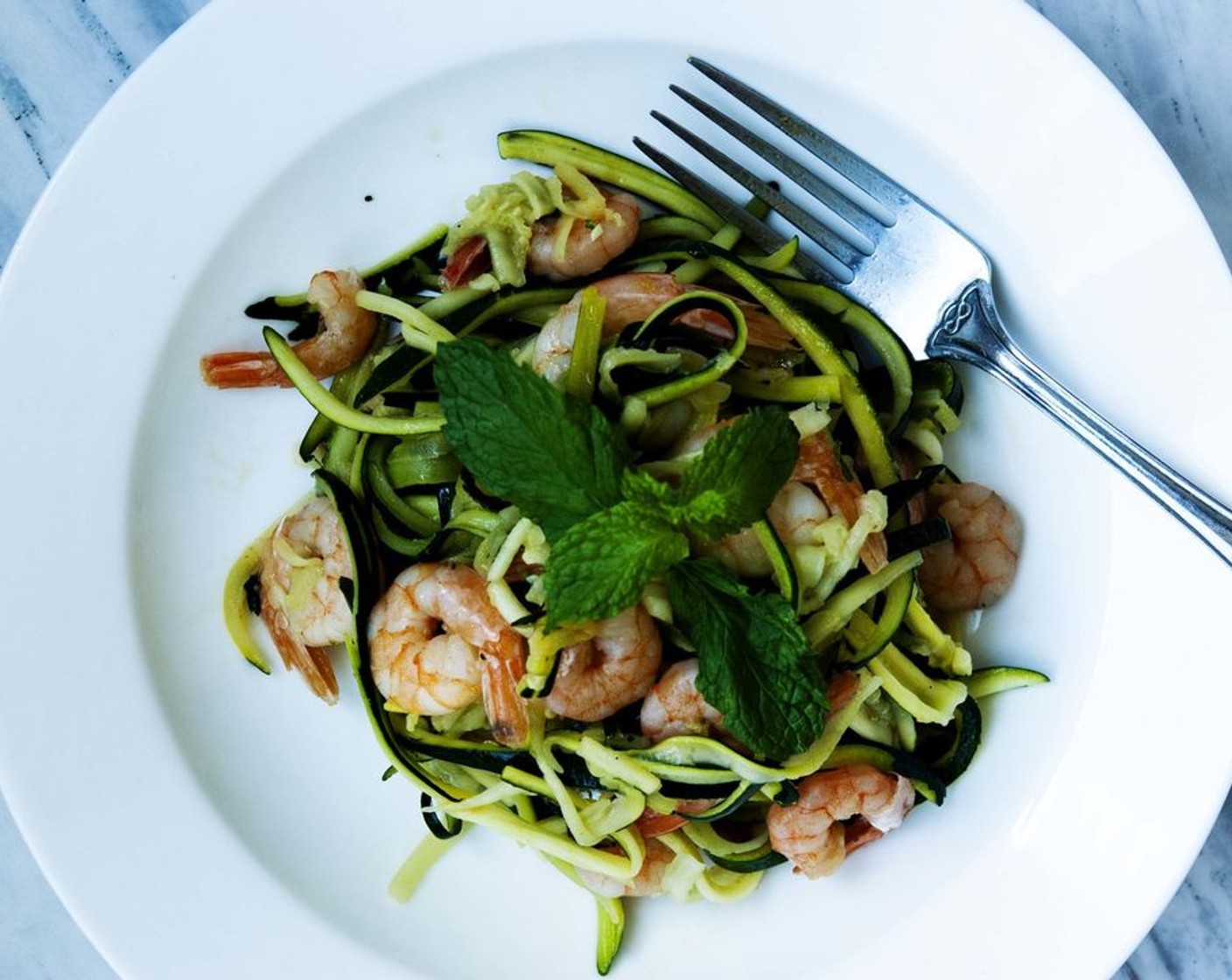 Zucchini Noodles with White Wine Shrimps