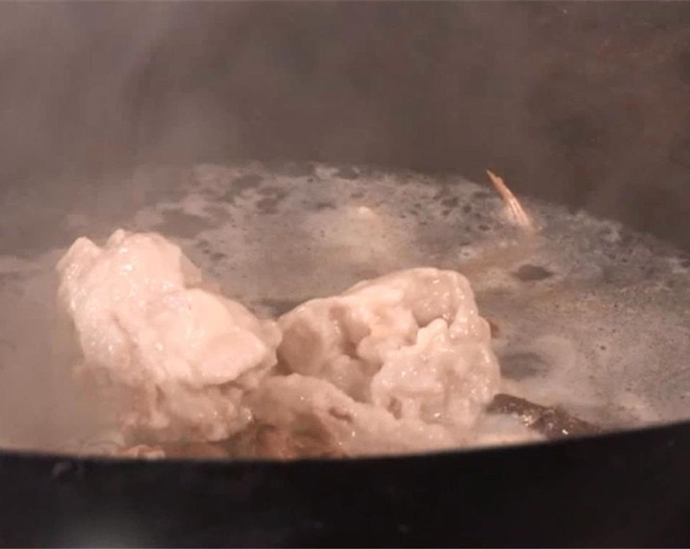 step 3 Add a little oil to the pan and cook crab until cooked.