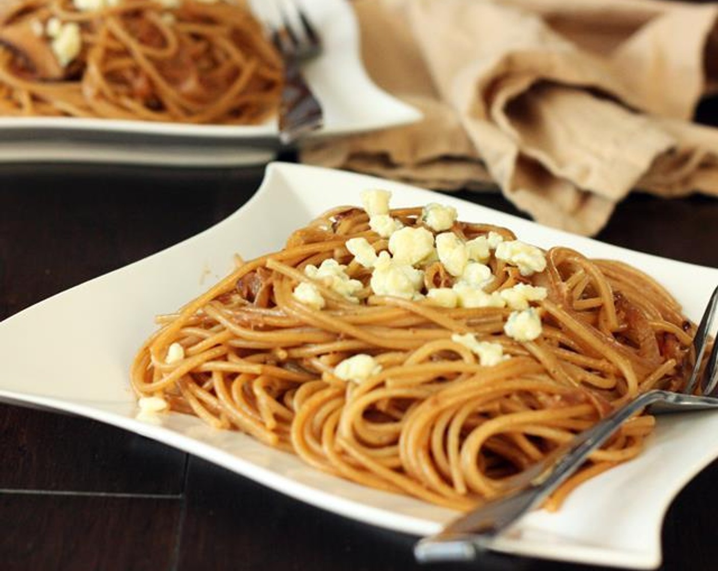 Spaghetti with Caramelized Onions & Mushrooms