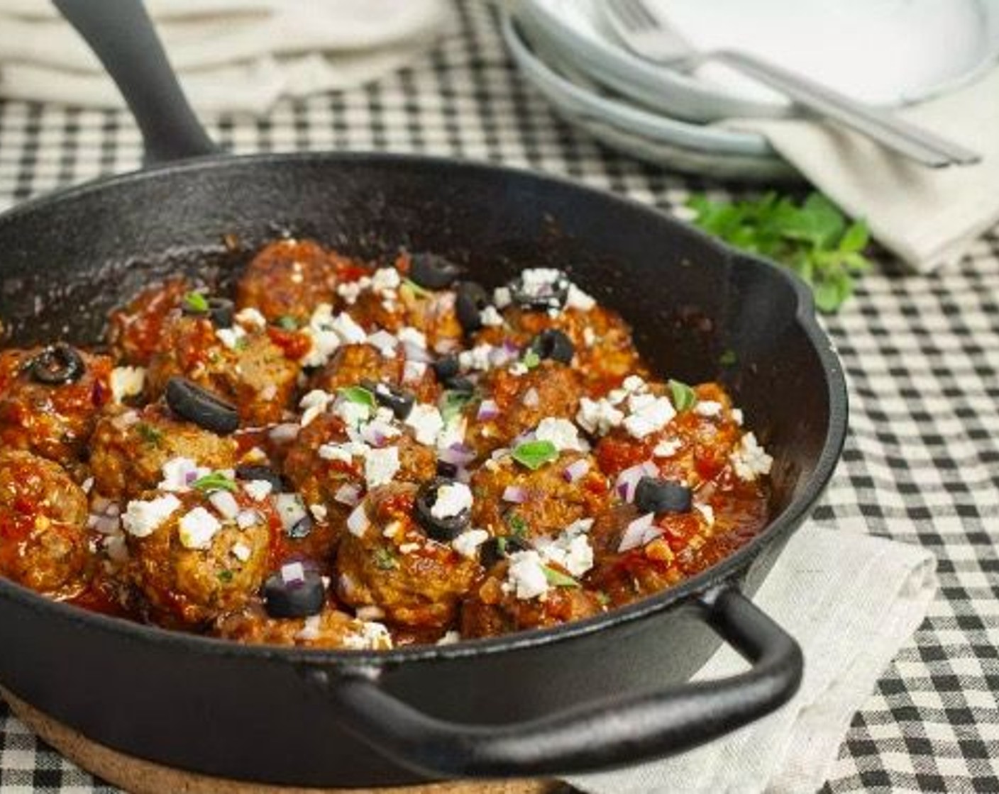 step 9 Remove from oven and stir to coat with sauce. Sprinkle with Crumbled Feta Cheese (4 Tbsp) and Black Olives (4 Tbsp), then return to oven for 5 minutes.