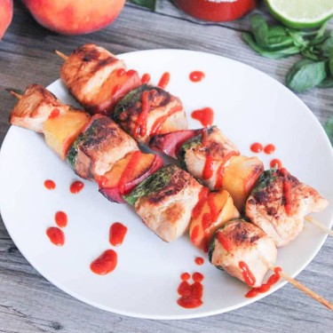 Sriracha Chicken Skewers with Peaches and Basil Recipe | SideChef