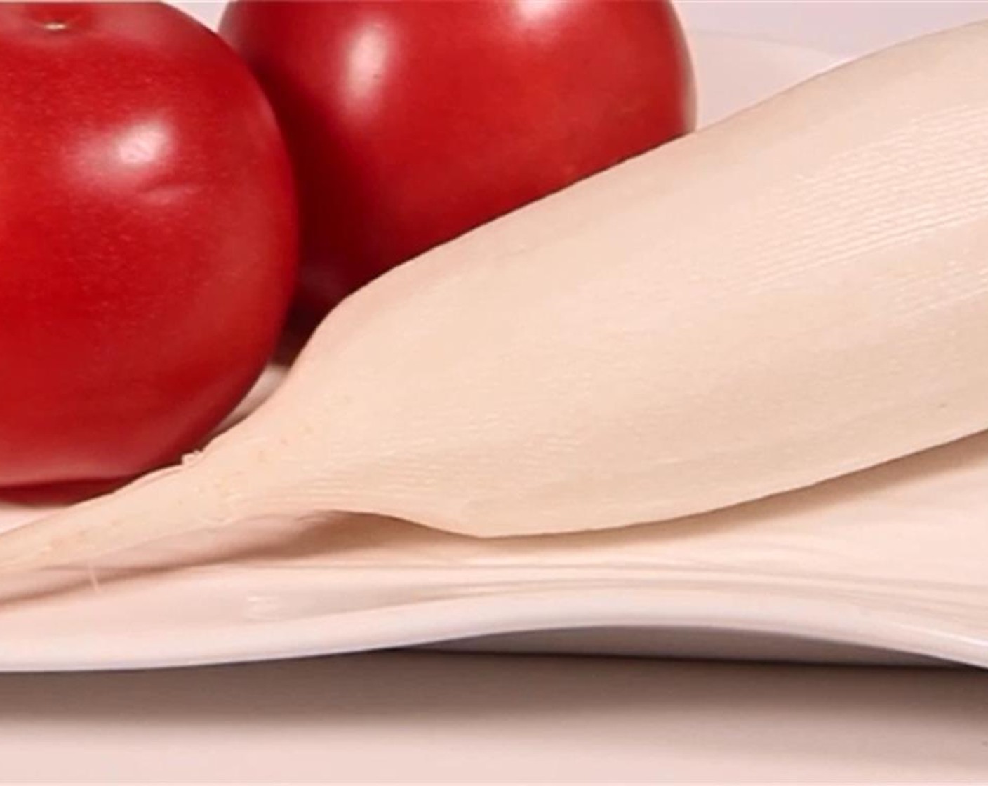 step 1 Wash and slice Tomato (1/2 cup) and Daikon Radish (1 cup).