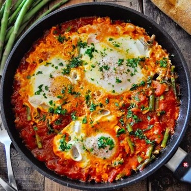 Spanish Eggs with Tomatoes and Asparagus Recipe | SideChef