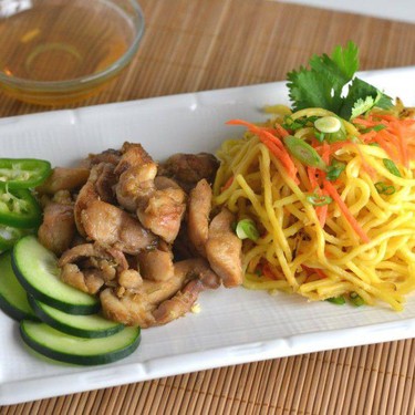 Lemongrass Chicken with Yakisoba Noodles Recipe | SideChef