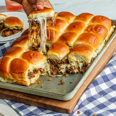 Cheesy French Onion Pull-Apart Sliders Recipe | SideChef