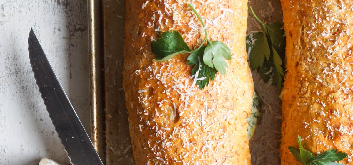 Tomato & Spinach Bread Roulade Recipe | SideChef