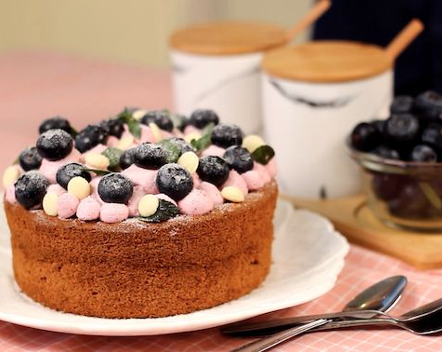 Blackcurrant Sponge Cake