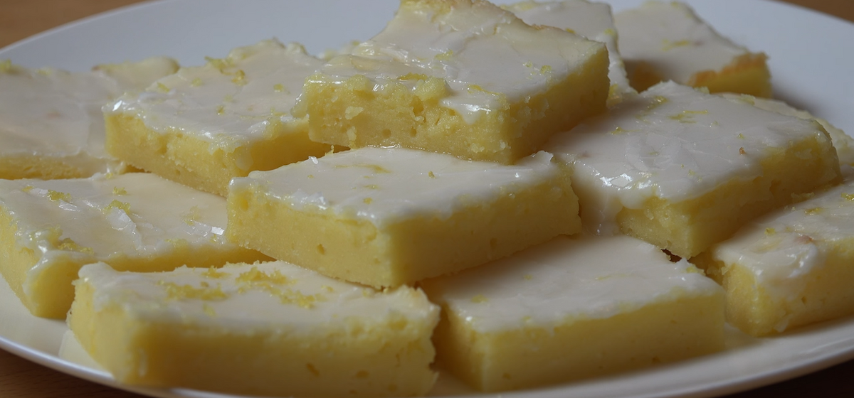 Lemon Cream Cheese Brownies Recipe | SideChef